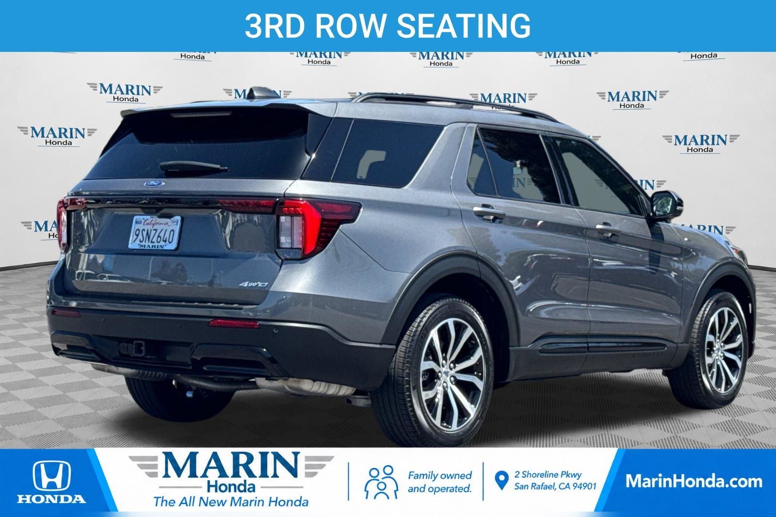 2025 Ford Explorer ST-Line