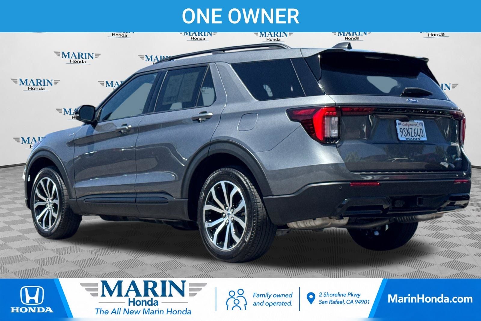 2025 Ford Explorer ST-Line