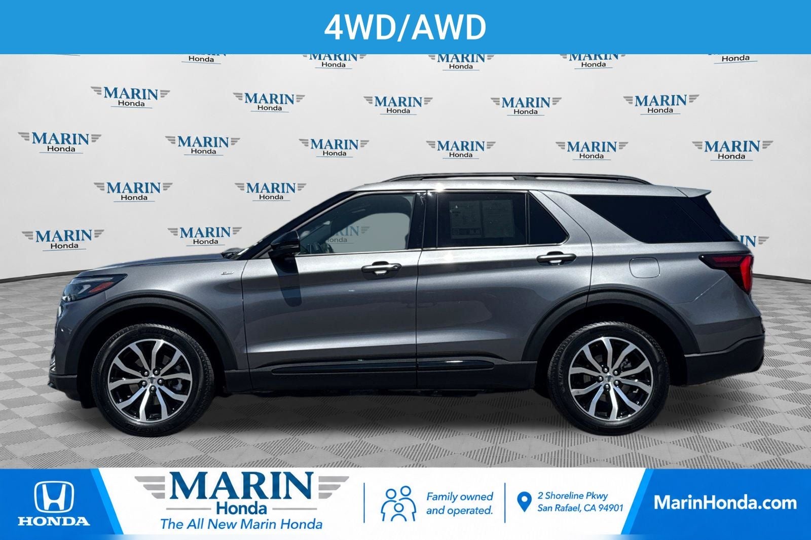 2025 Ford Explorer ST-Line