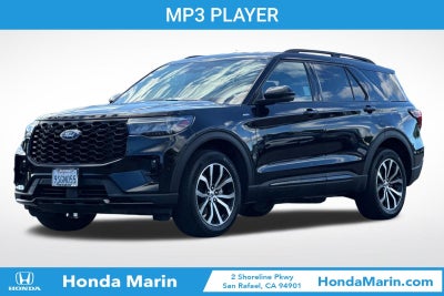 2025 Ford Explorer ST-Line