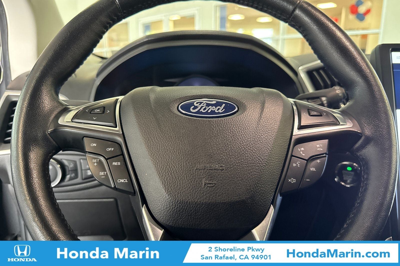 2023 Ford Edge Titanium
