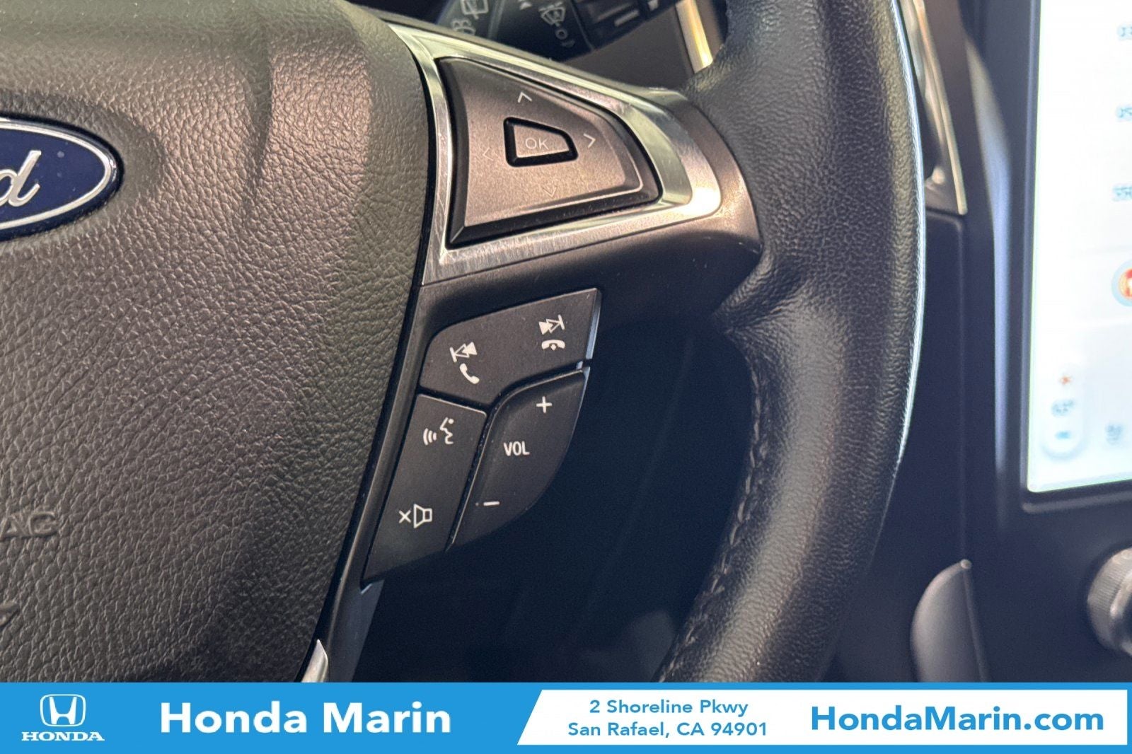 2023 Ford Edge Titanium