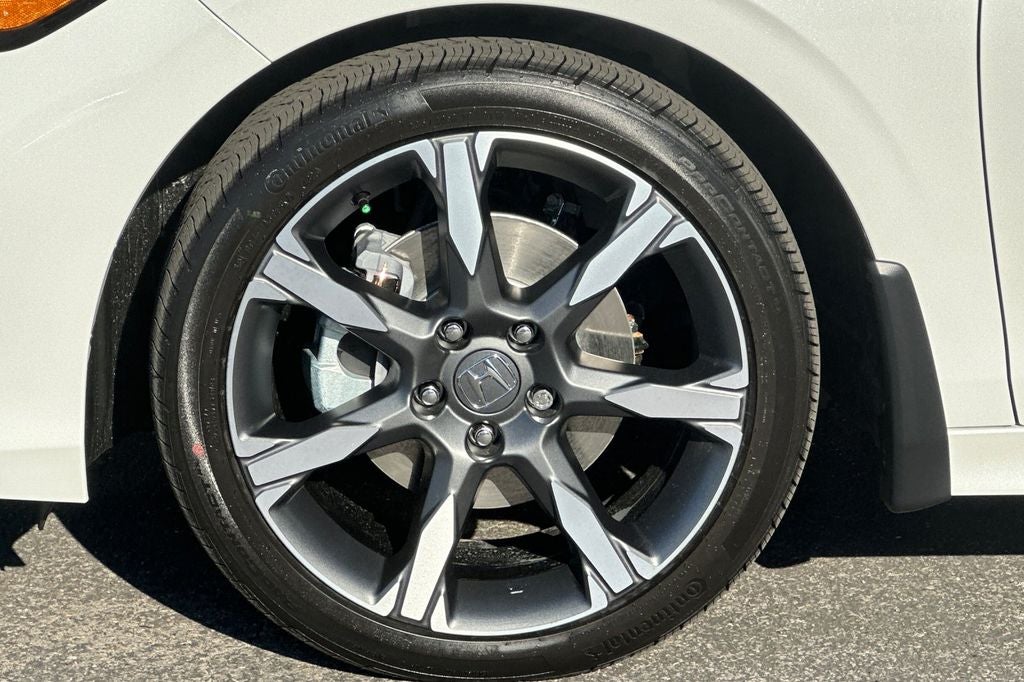 2026 Honda Civic Sedan 2WD Sport Touring Hybrid