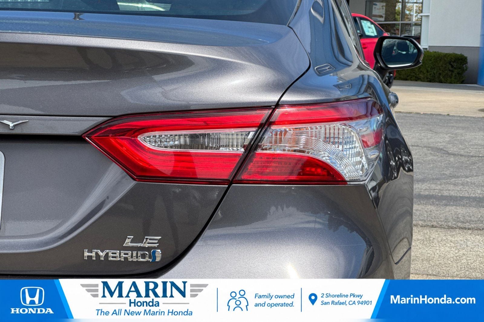 2020 Toyota Camry Hybrid LE