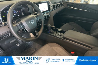 2025 Toyota Camry LE
