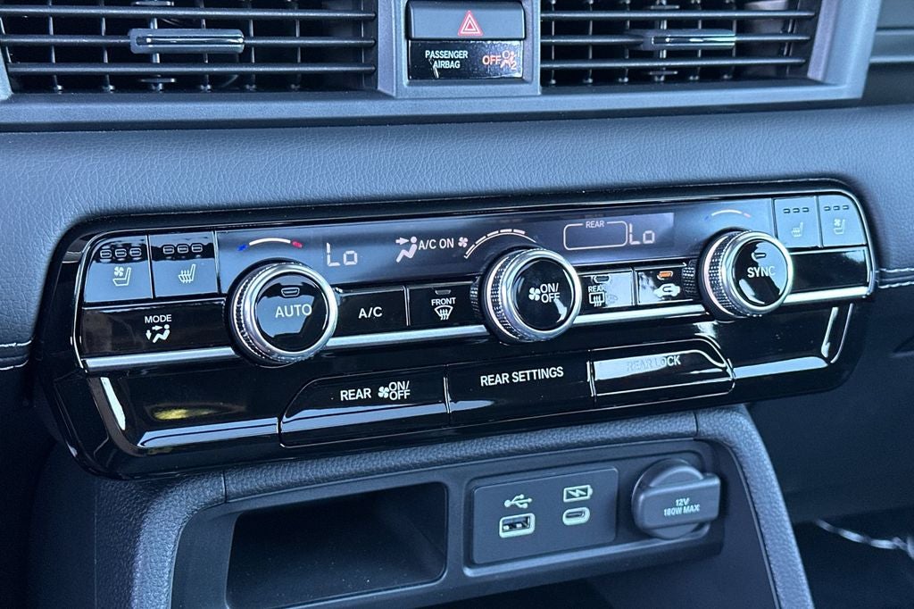 2025 Honda Pilot AWD ELITE