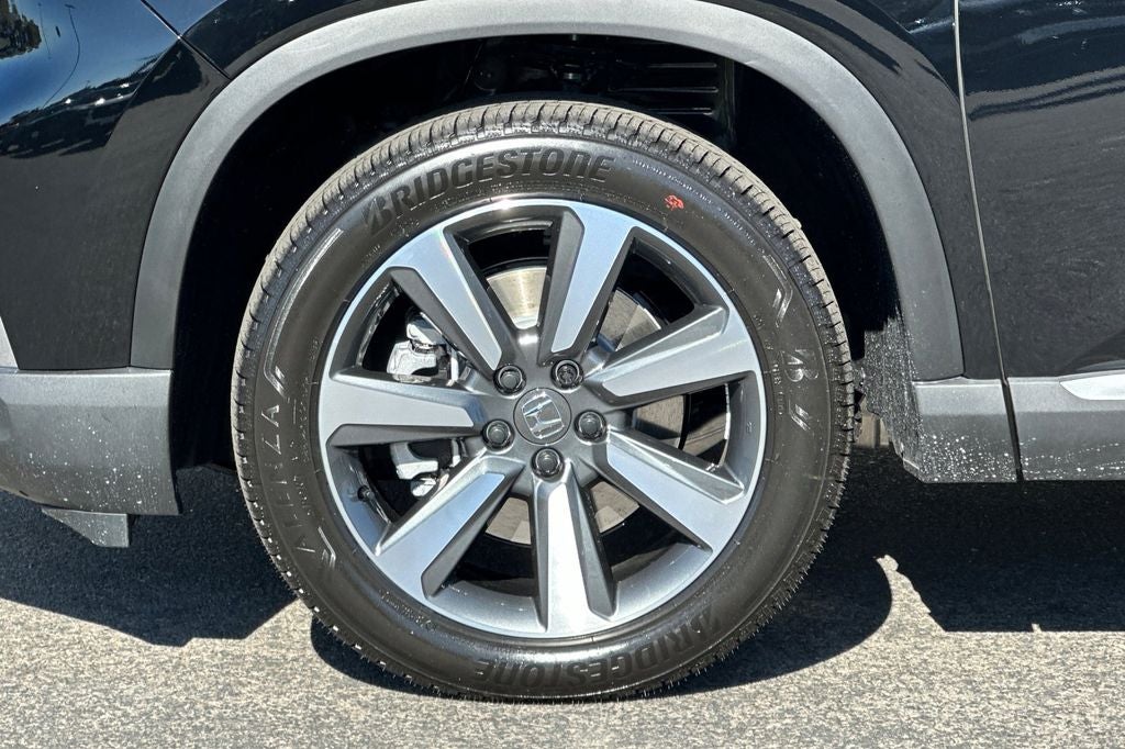 2025 Honda Pilot AWD ELITE