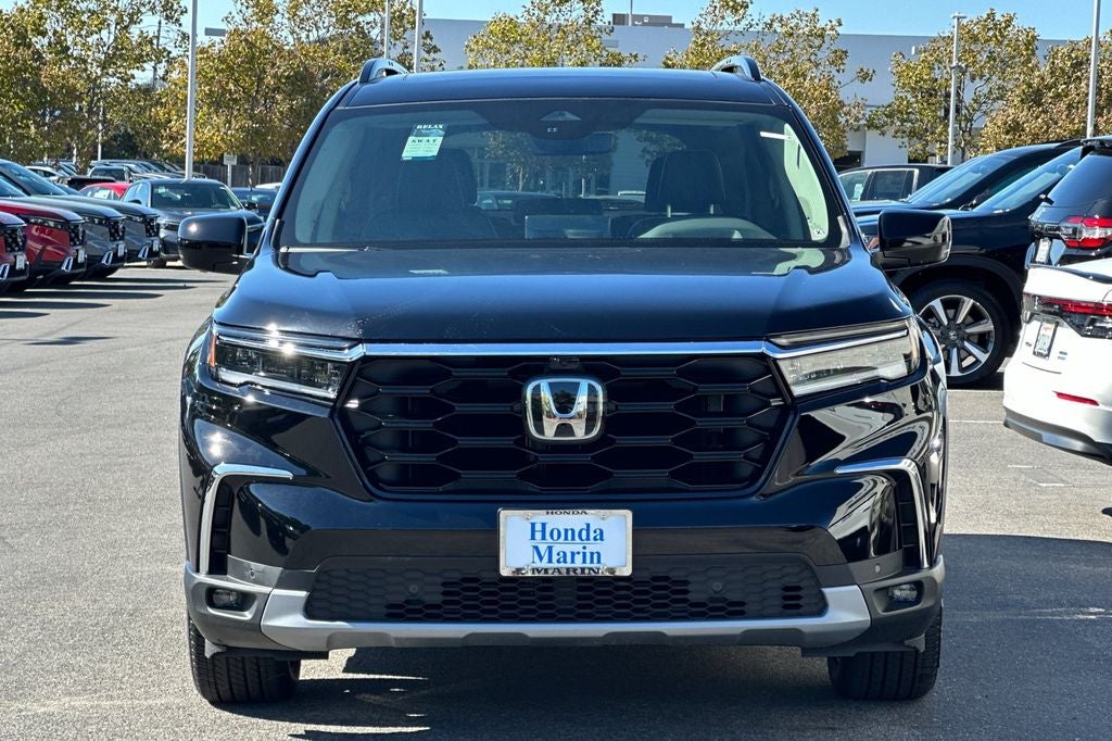 2025 Honda Pilot AWD ELITE