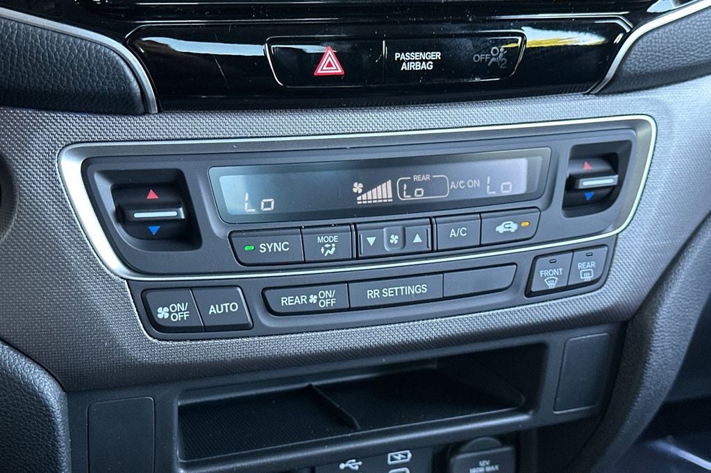 2025 Honda Ridgeline AWD SPORT