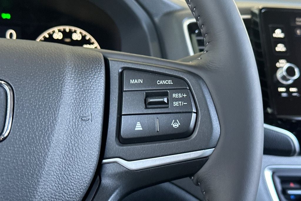 2025 Honda Ridgeline AWD SPORT