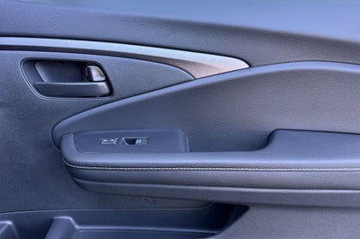 2025 Honda Ridgeline AWD SPORT