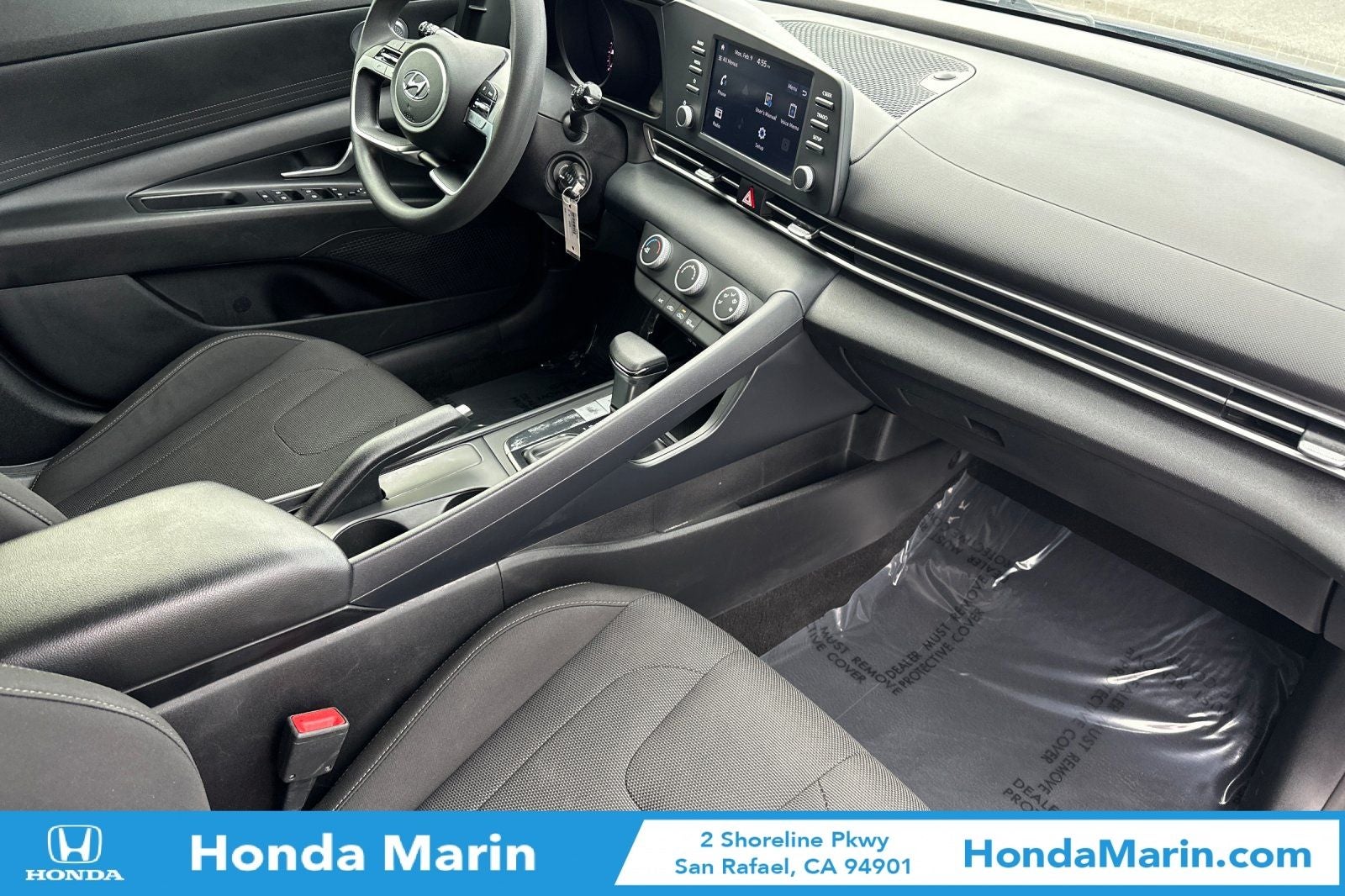 2022 Hyundai Elantra SE