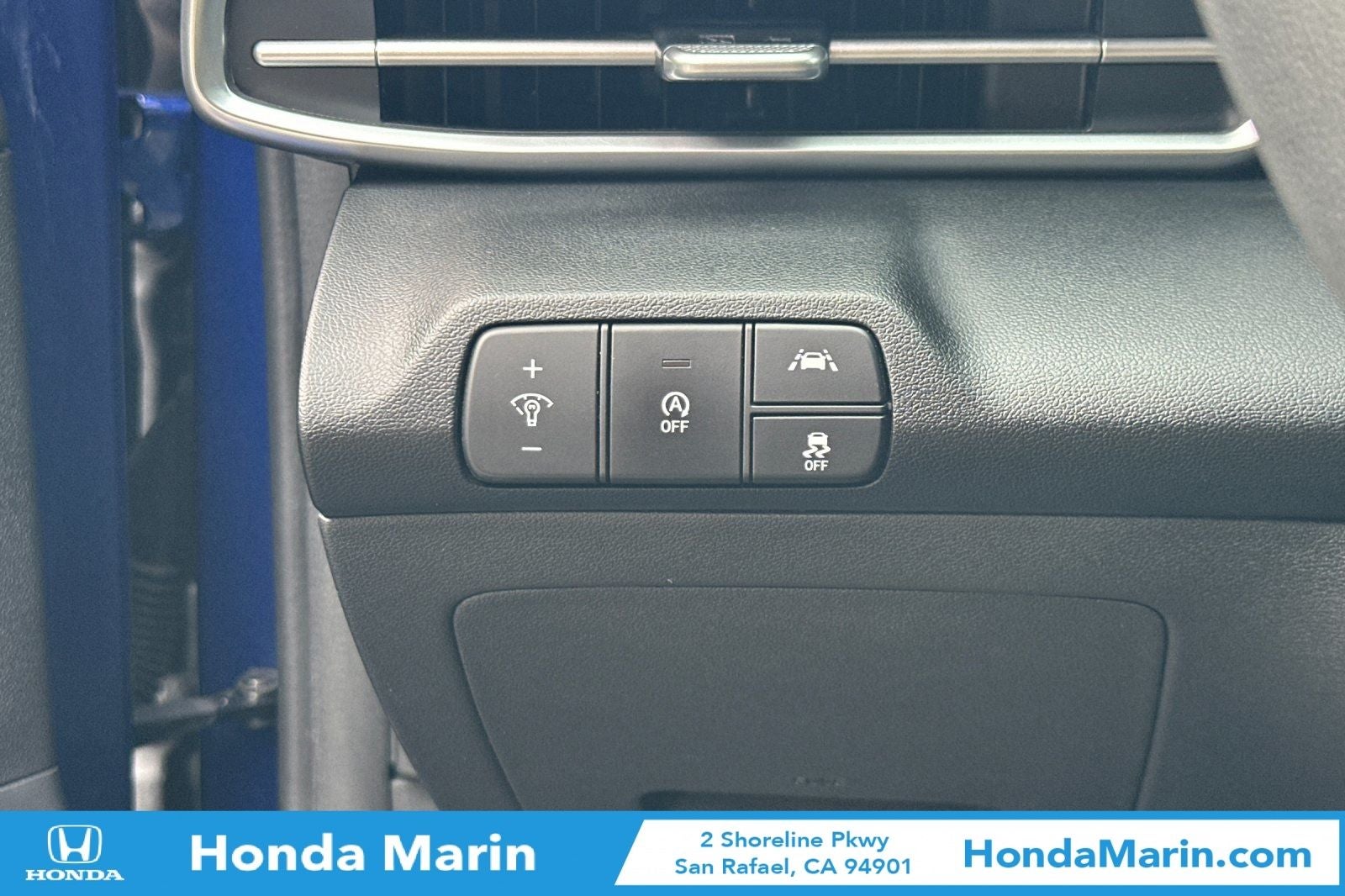 2022 Hyundai Elantra SE