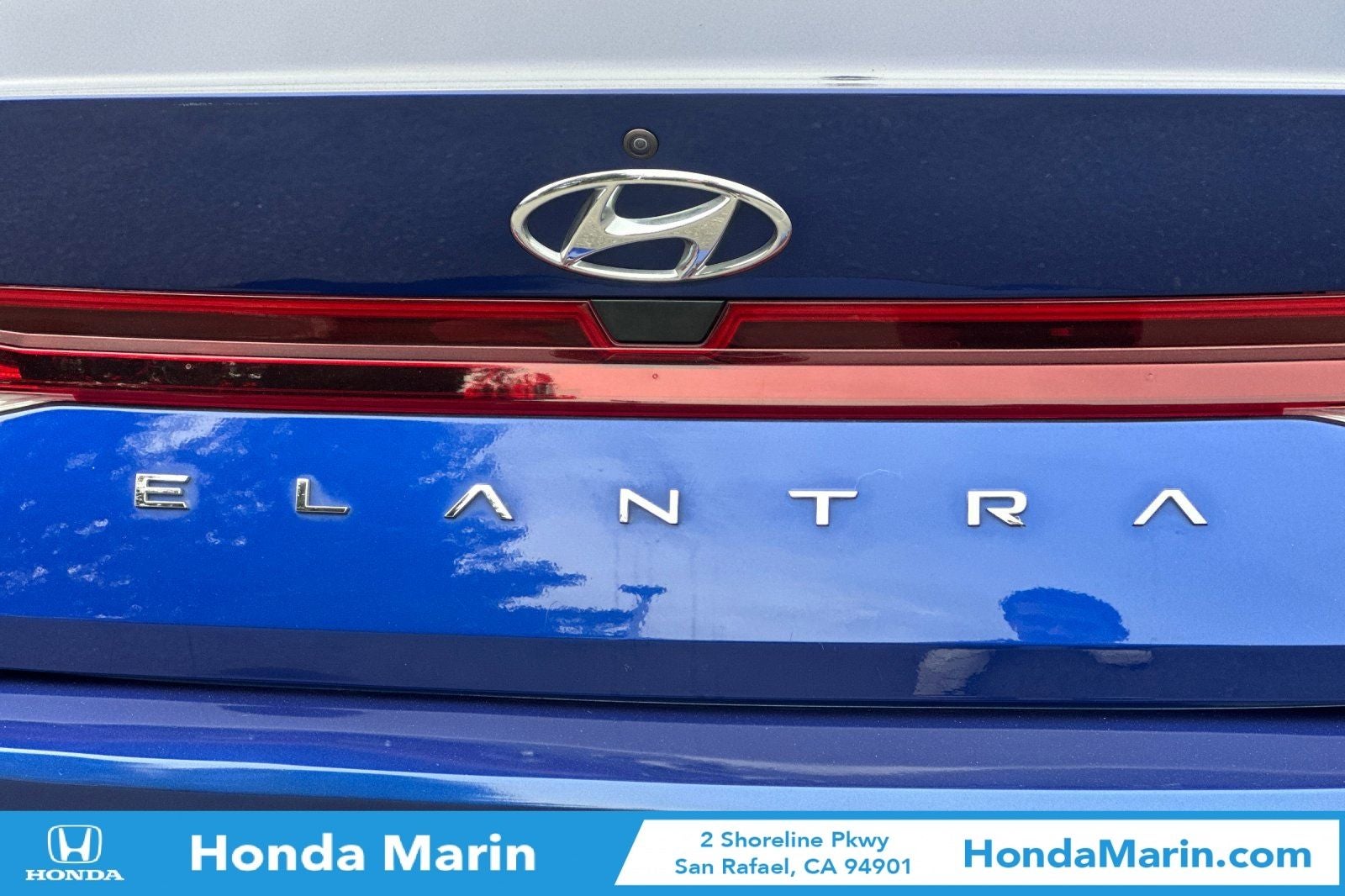 2022 Hyundai Elantra SE