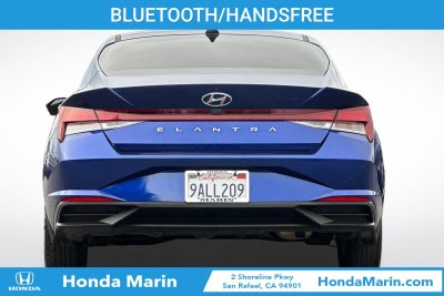 2022 Hyundai Elantra SE