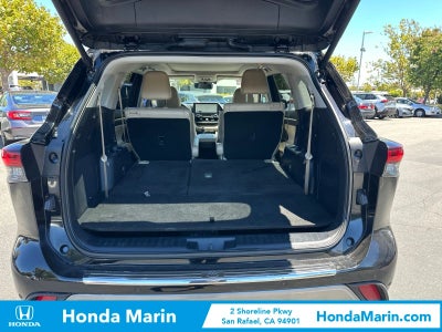 2024 Toyota Highlander Platinum