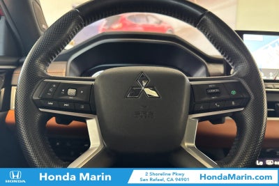 2025 Mitsubishi Outlander PHEV SEL