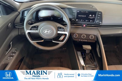 2024 Hyundai Elantra SE