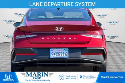 2024 Hyundai Elantra SE