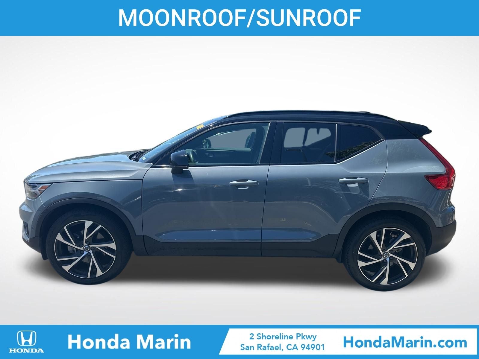 2022 Volvo XC40 R-Design